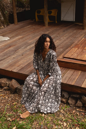 Kyra Maxi Dress ~ Pepper